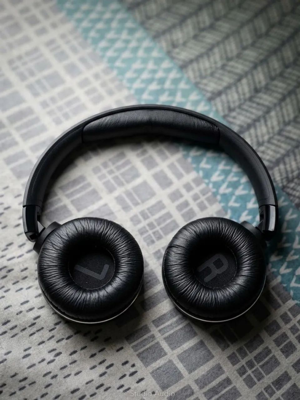 Fone Bluetooth JBL original so pegar e usar. - Foto 4