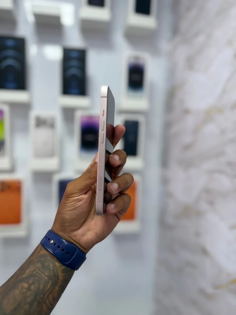 IPHONE 13 - 128Gb ? R$ 1.999,00 - Foto 4