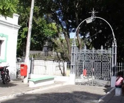Túmulo sepultura Cemitério da Boa Sentença  - Foto 3