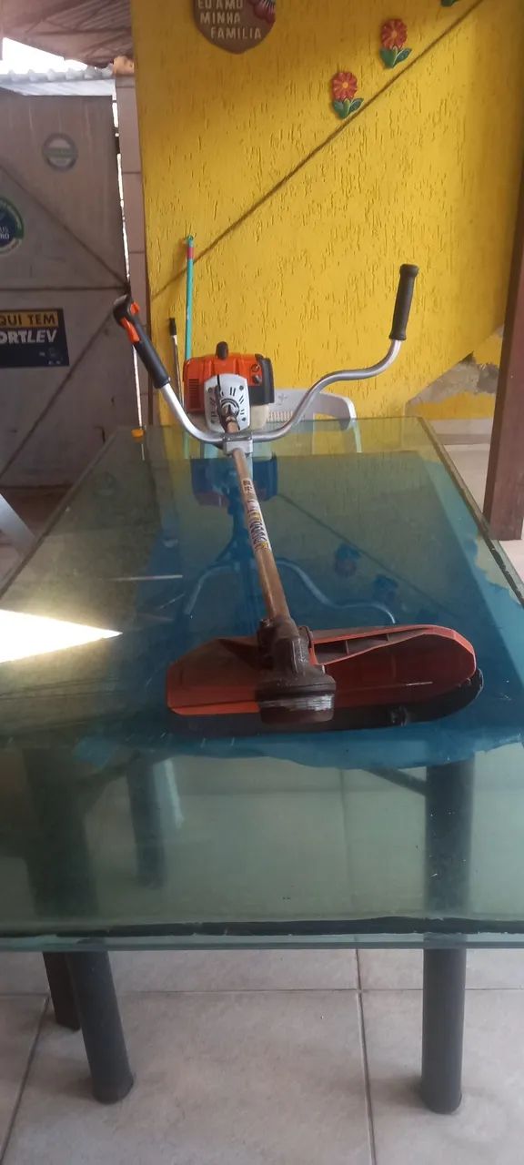 Roçadeira Stihl FS 120 modelo novo 