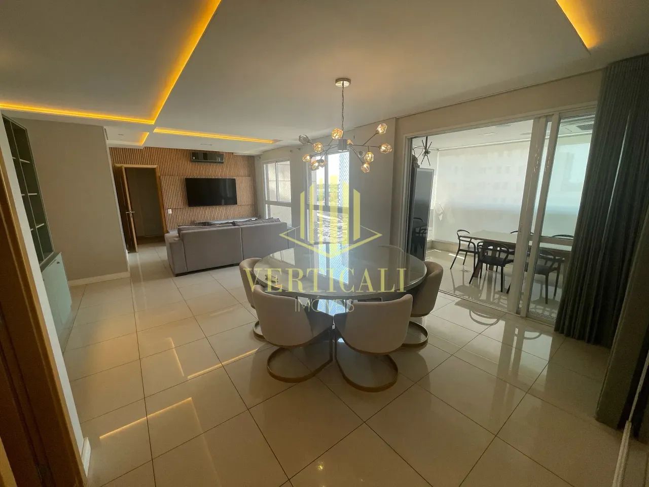 Edifício Arquiteto Vilanova Artigas: Apartamento para Locação, 189m², Jardim das Américas, - Foto 2