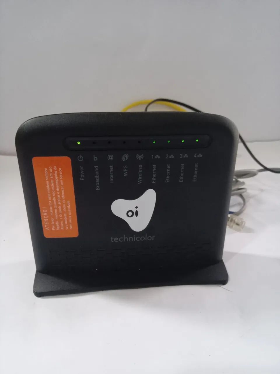 Modem Roteador em perfeito estado .acompanha todos os cabos  - Foto 2