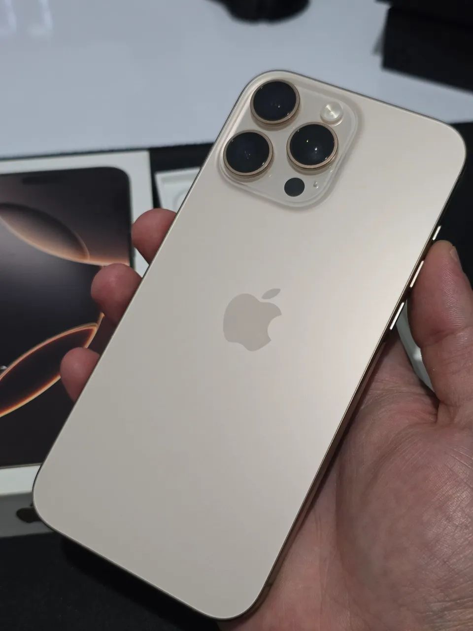 Iphone 16 pro max 256gb - Foto 2