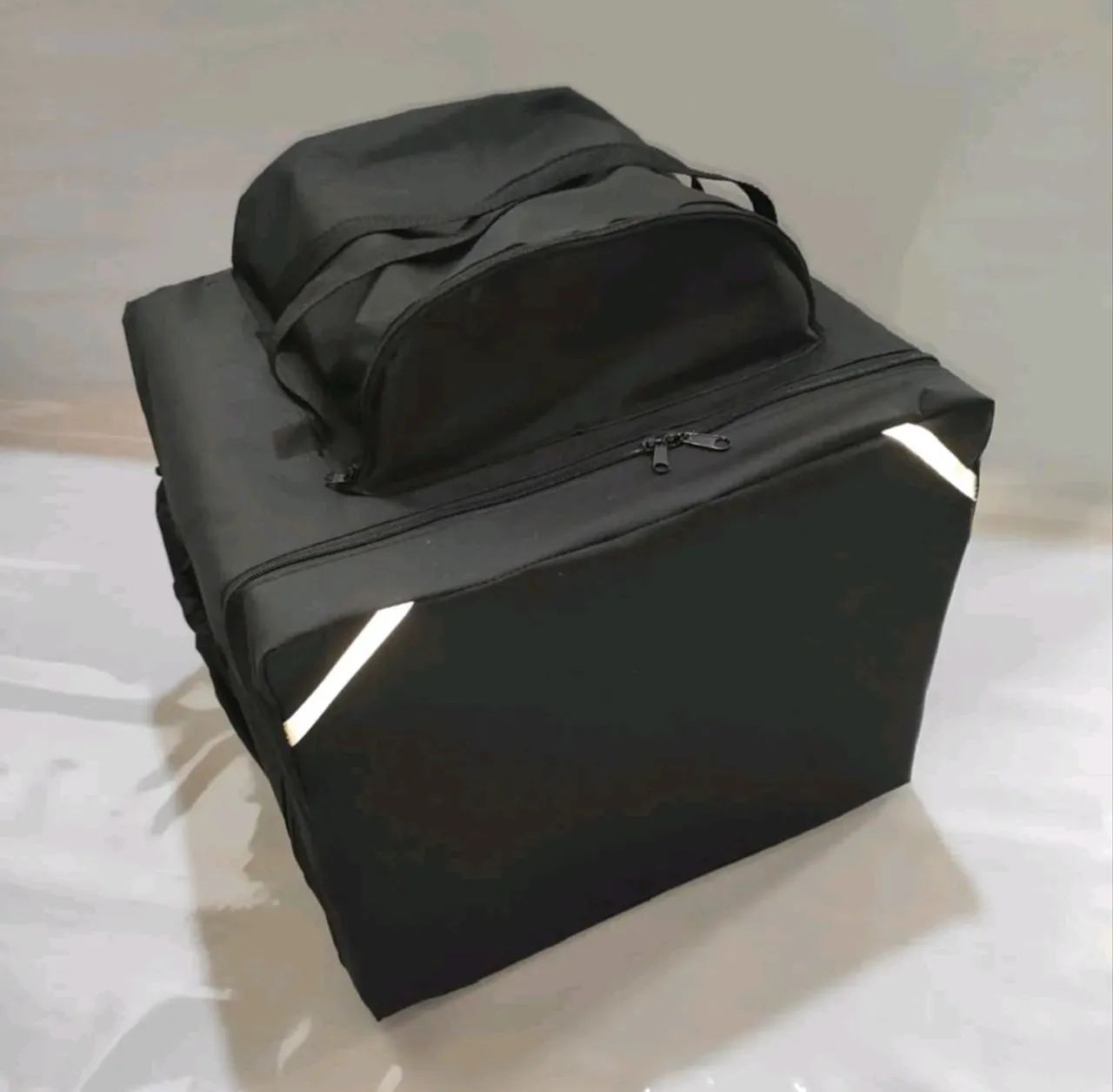 Vendo Bag entrega nunca usado - Foto 2