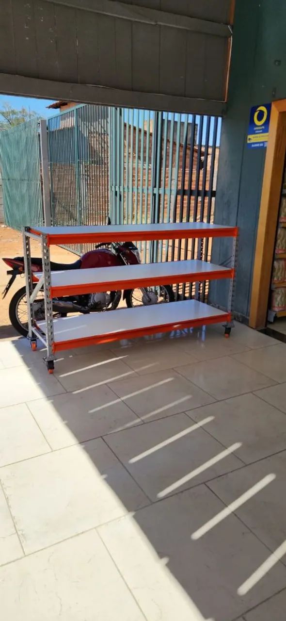 Trabalhamos com gôndolas e mini porta pallet  - Foto 3