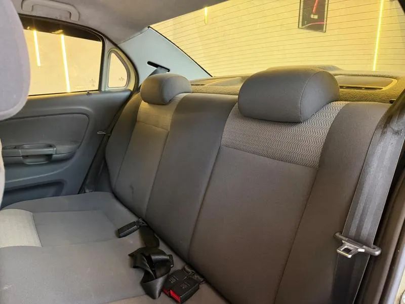 Volkswagen Voyage 1.0 Flex 12V 4p, foto 11 de 14