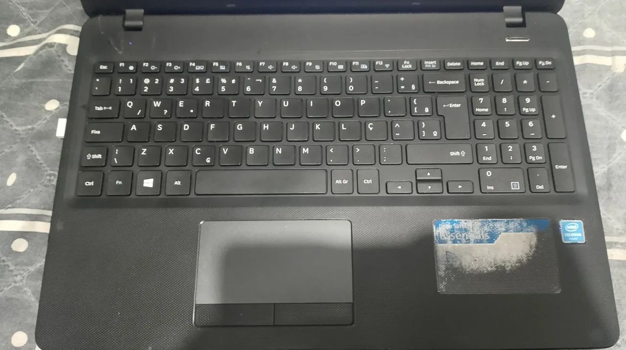 VENDO NOTEBOOK SAMSUNG - Foto 5