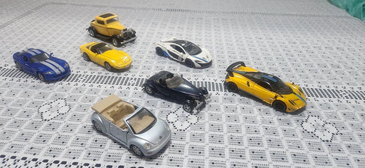 Diversos modelos de miniaturas metálicas - Foto 2