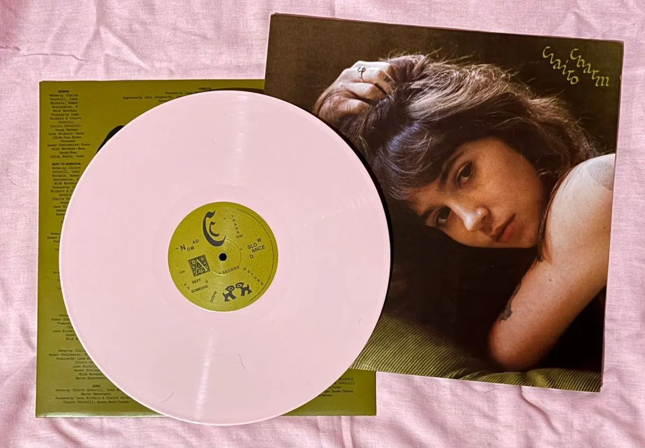 vinil clairo - charm edição limitada