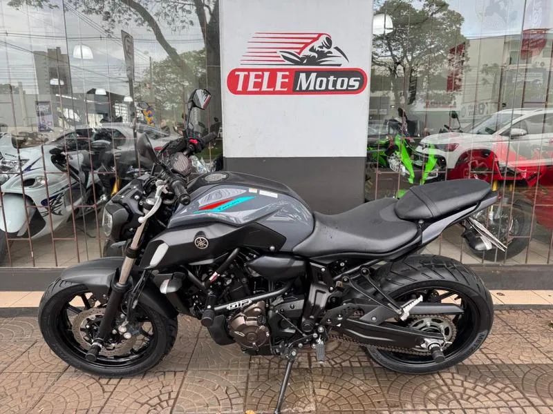 YAMAHA MT07 ABS 2023 - Foto 2