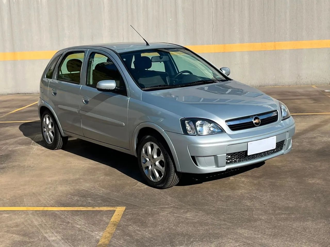 Chevrolet Corsa HAT. MAXX 1.4 8V ECONOFLEX 5P 2011