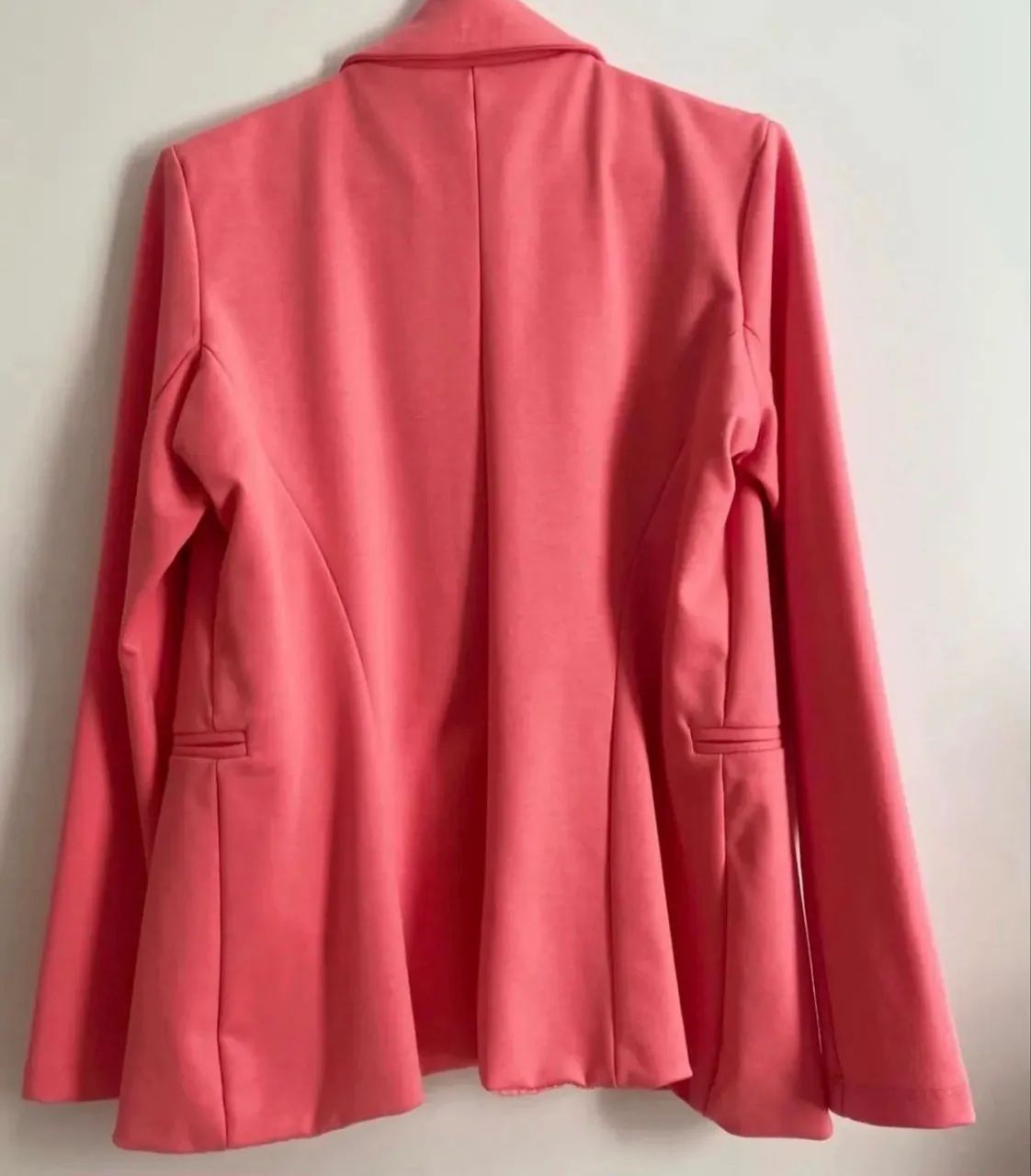 Blazer rosa coral sem uso - Foto 4