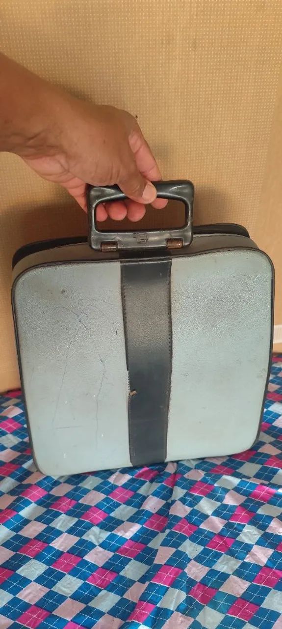 Máquina de escrever Olivetti letera 22 - Foto 4