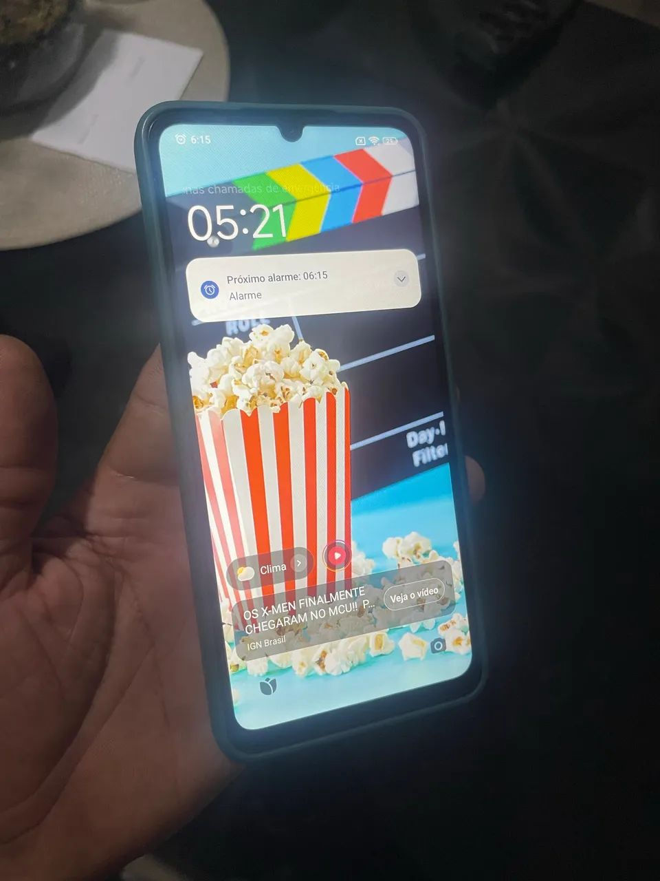 Smartphones poco c65