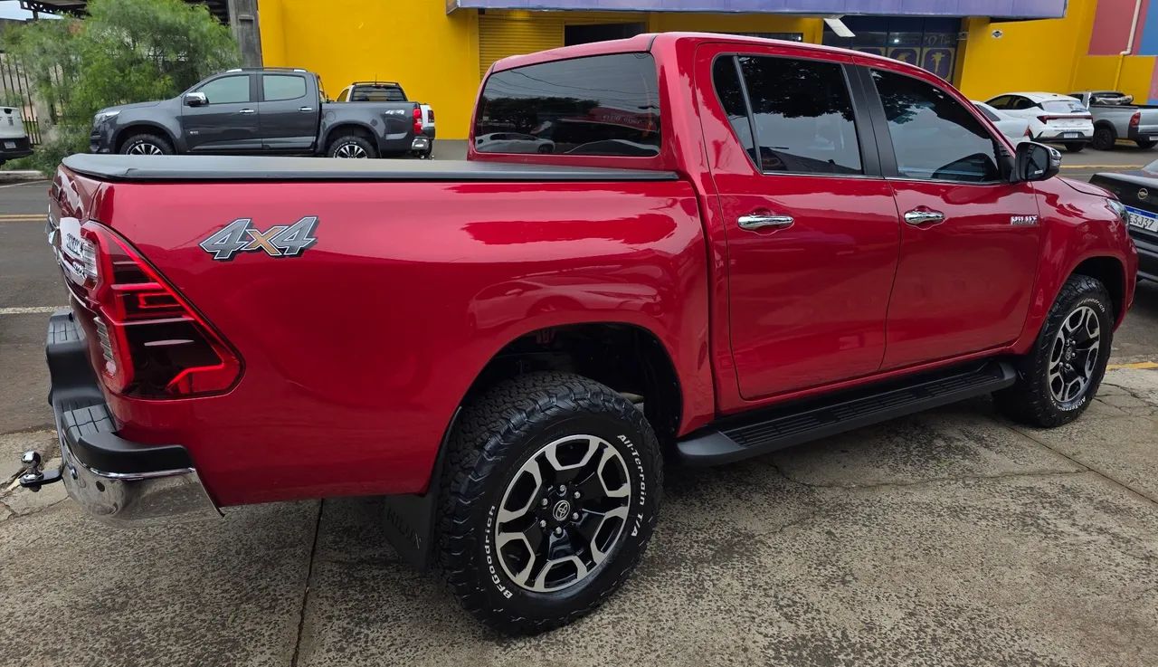 Toyota Hilux CD SRX 4X4 2.8 TDI 16V Diesel Aut. 2025 - Foto 5