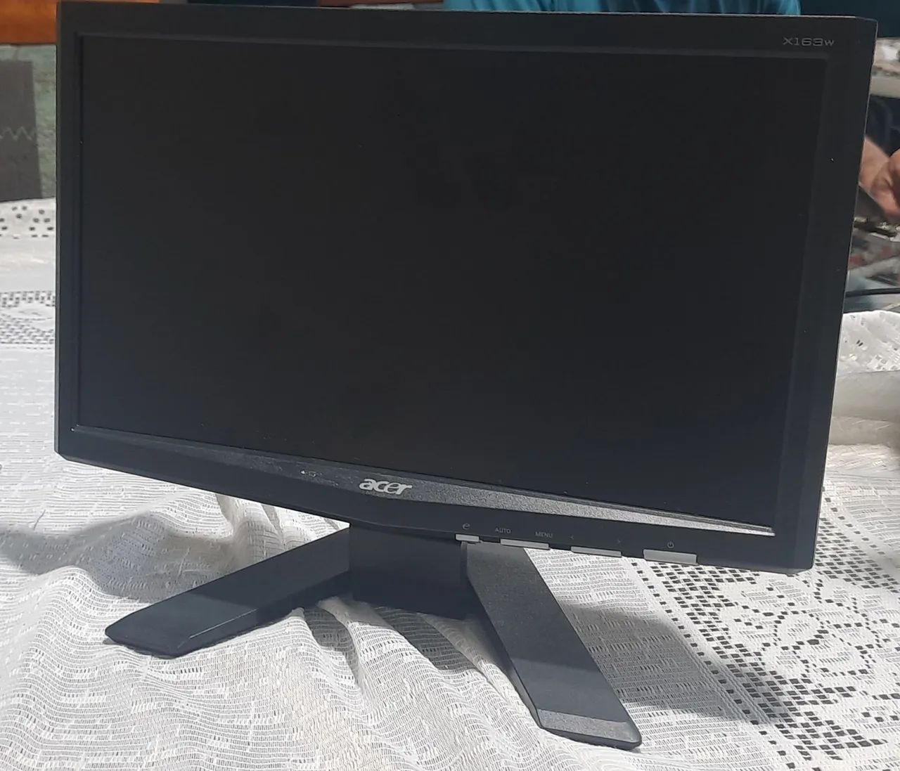 Monitor Acer 16