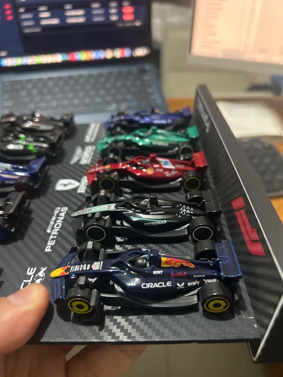 Coleção F1 2024 + Ferrari + Aston Martin  - Foto 2