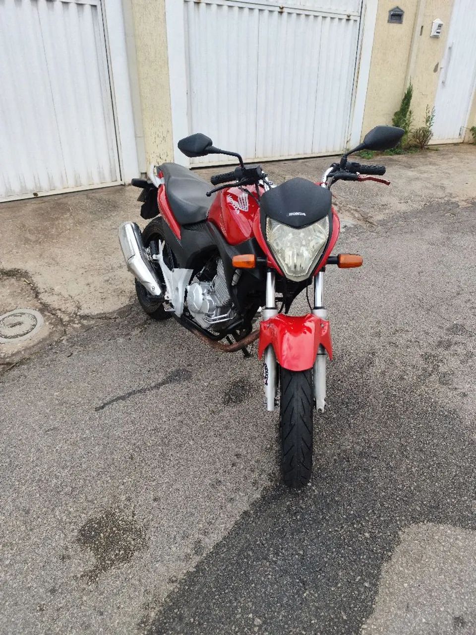 Honda CB 300 - Foto 2