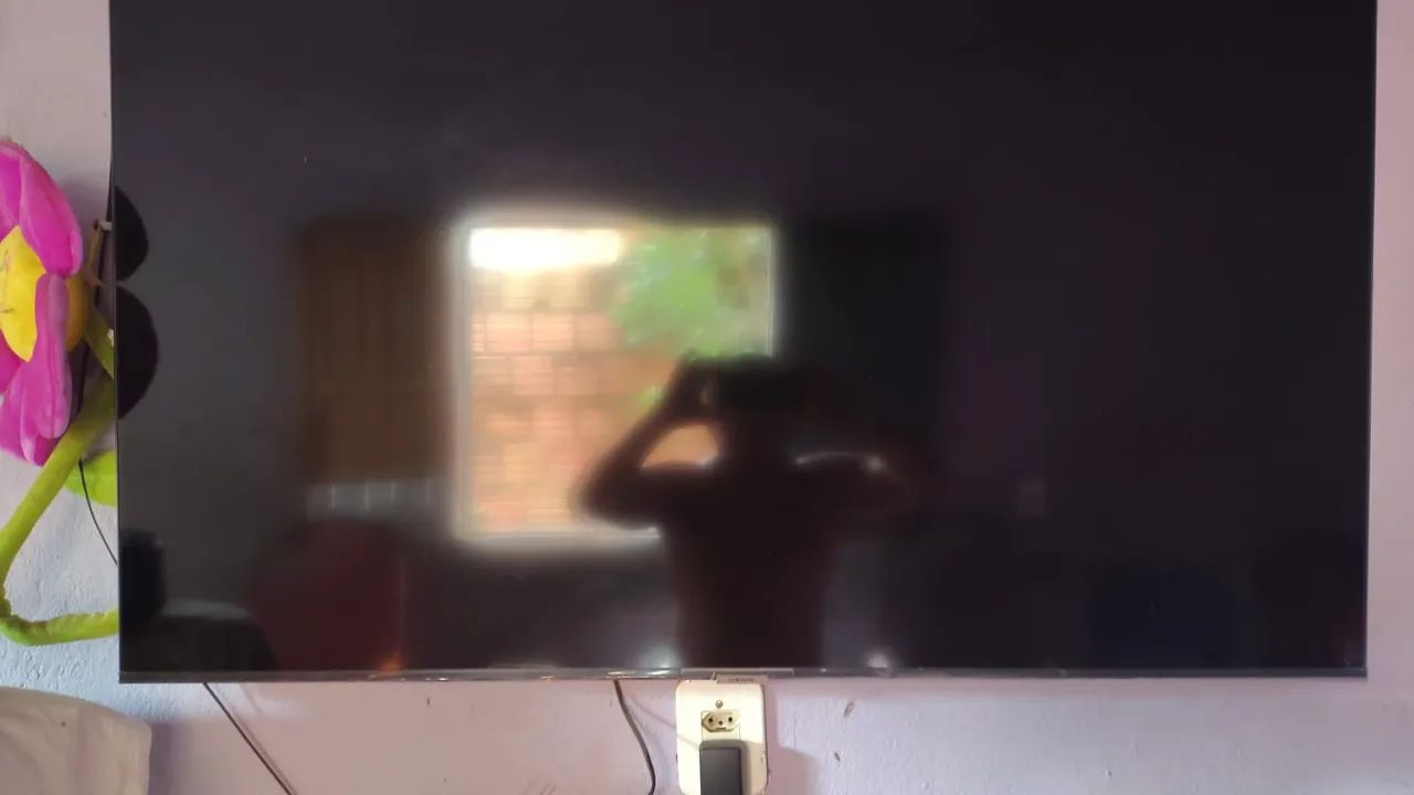Vendo tv Samsung smart 50 polegadas com defeito display queimado leia crição do anúncio 