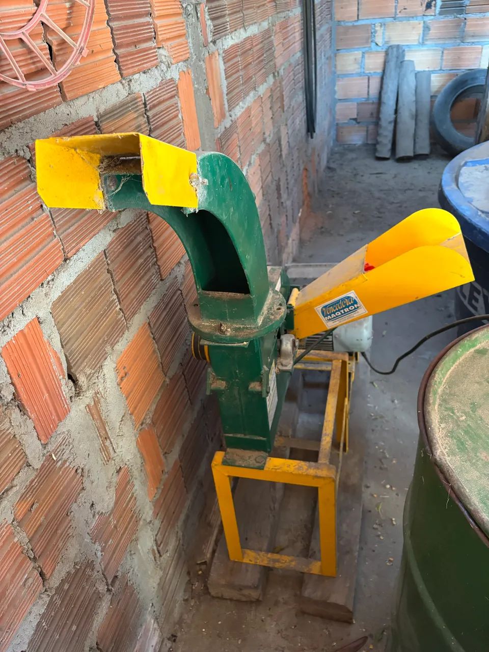 Vendo ensiladeira - Foto 2