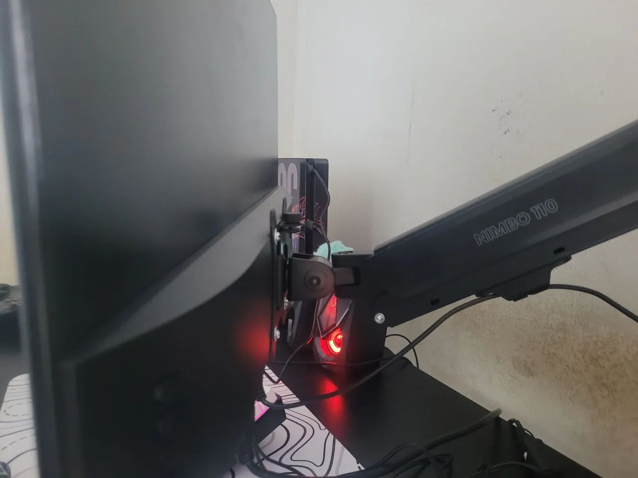 Monitor gamer 23.8 polegadas 200hz + Braço articulador  - Foto 2