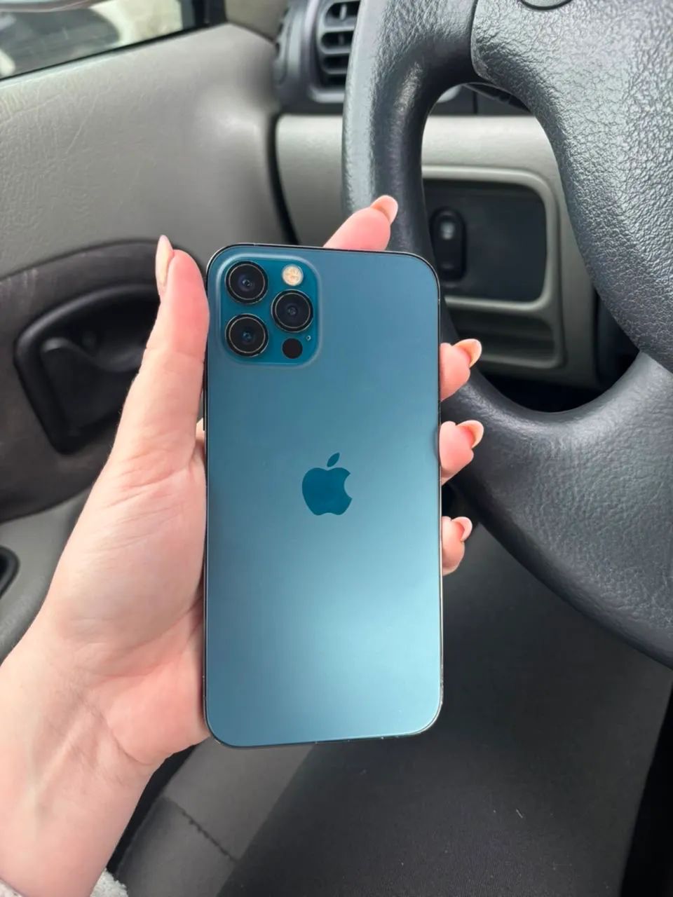 iPhone 12 Pro | 256Gb - com detalhes - Foto 2