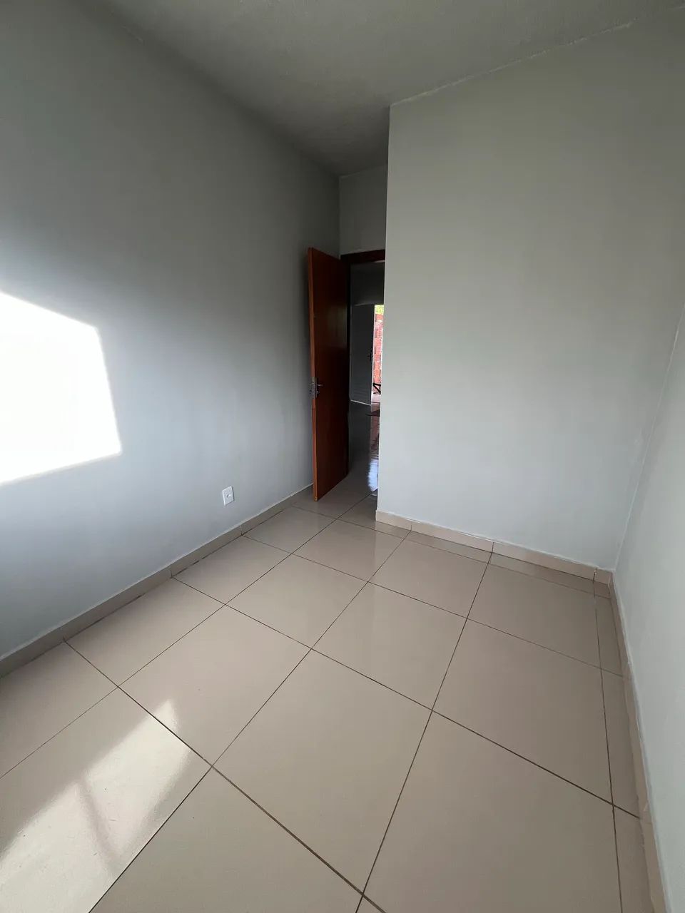 Casa 2 quartos murada e com portão Jardim Primavera VG - Foto 5