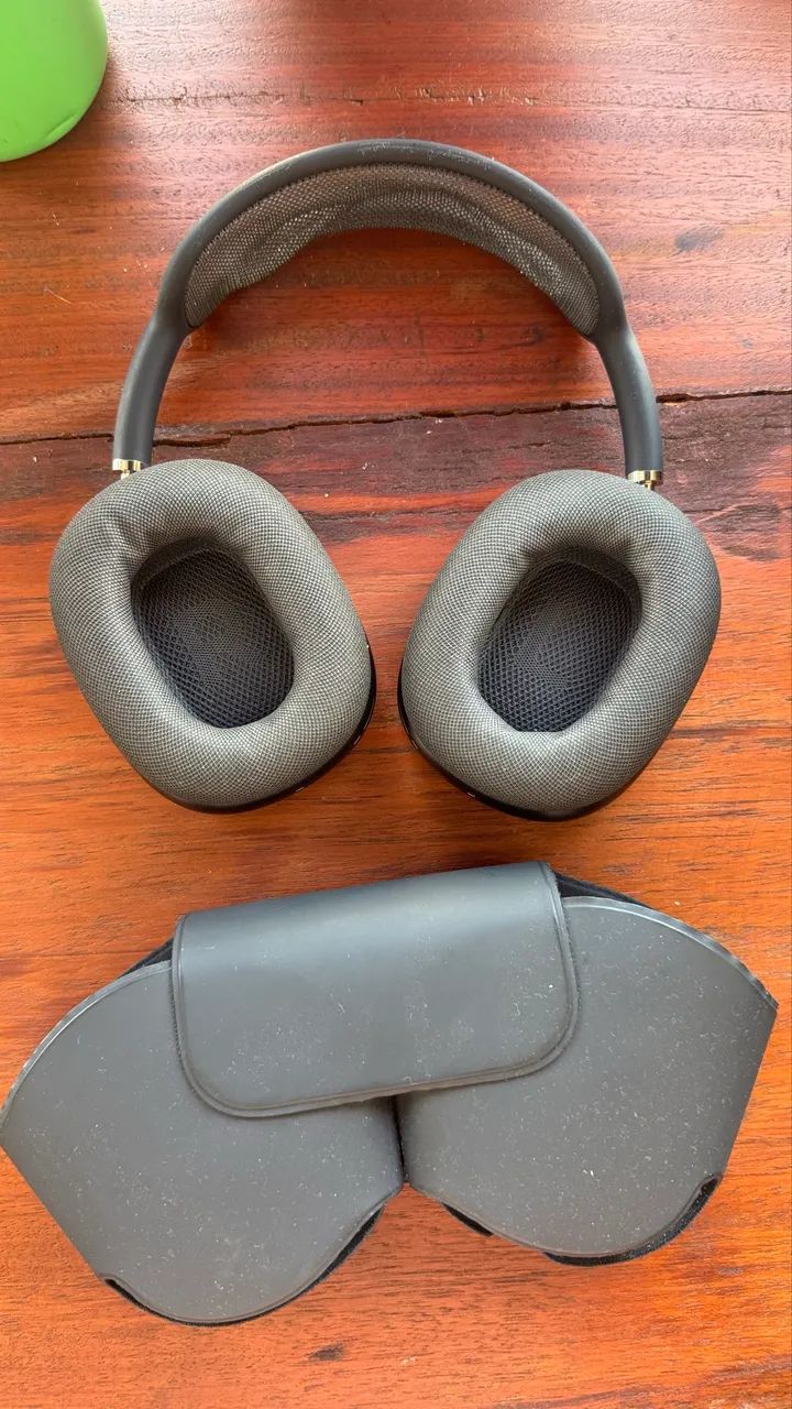AirPods Max Primeira Geração - Space Gray - Fones de Ouvido AirPods Max Primeira Geração - Space Gray - Fones de Ouvido