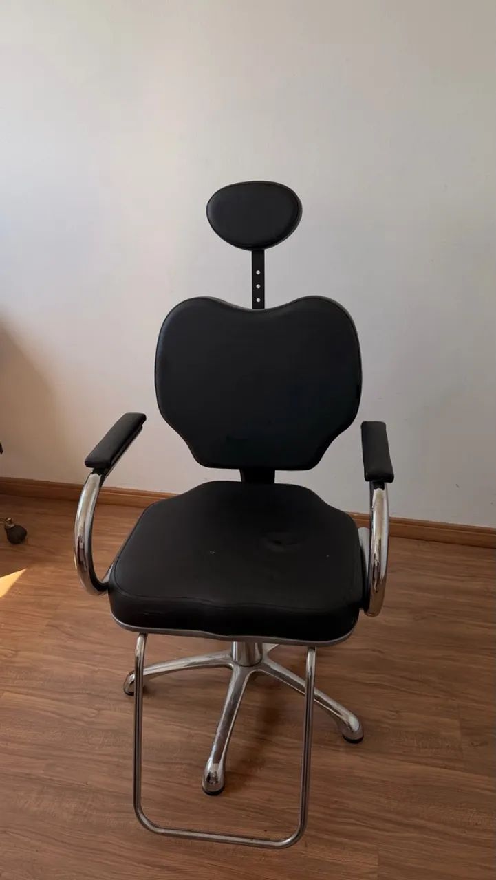 Cadeira hidráulica salão - ótimo estado - Foto 3