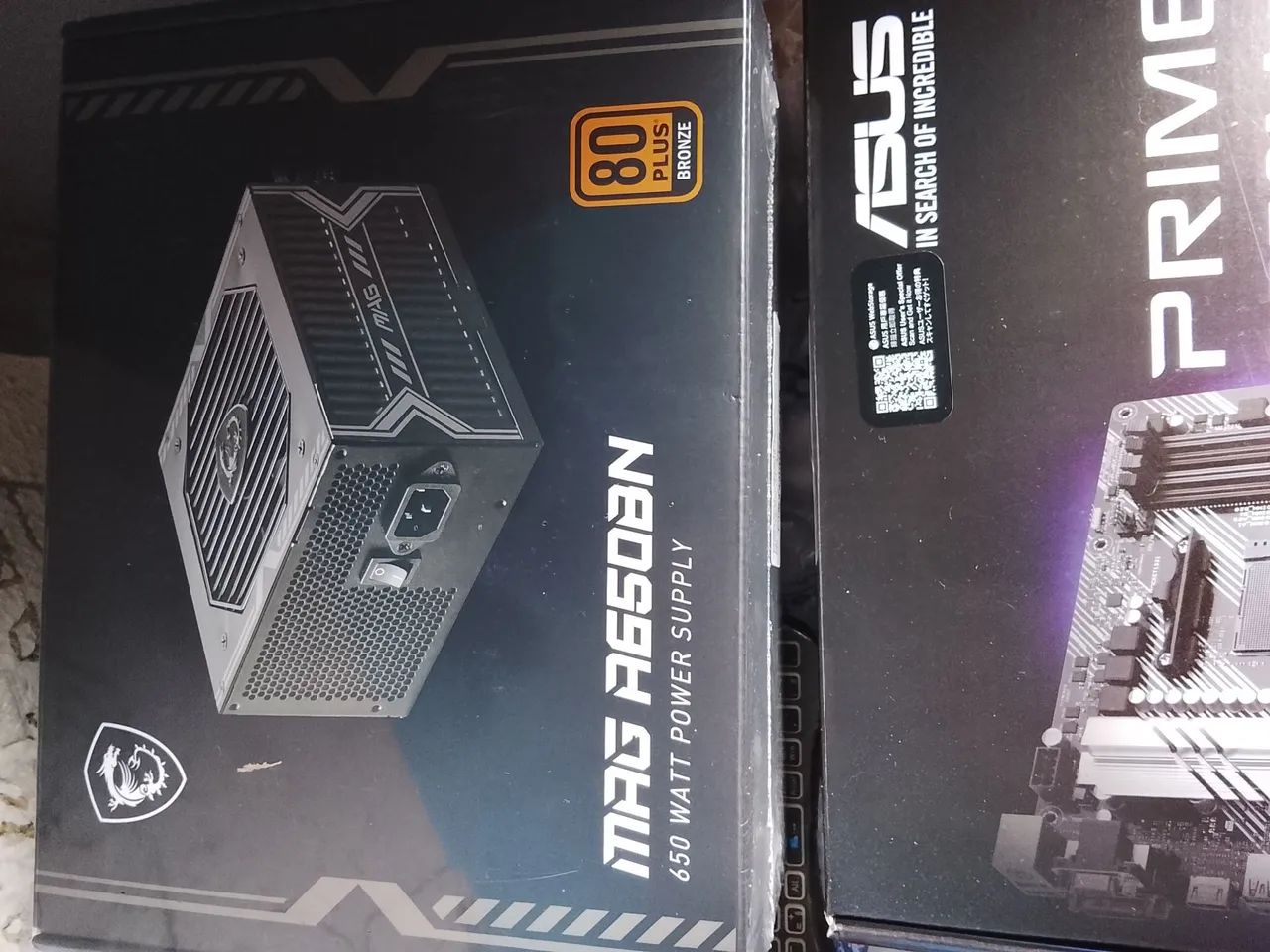 Vende se placa e fonte 