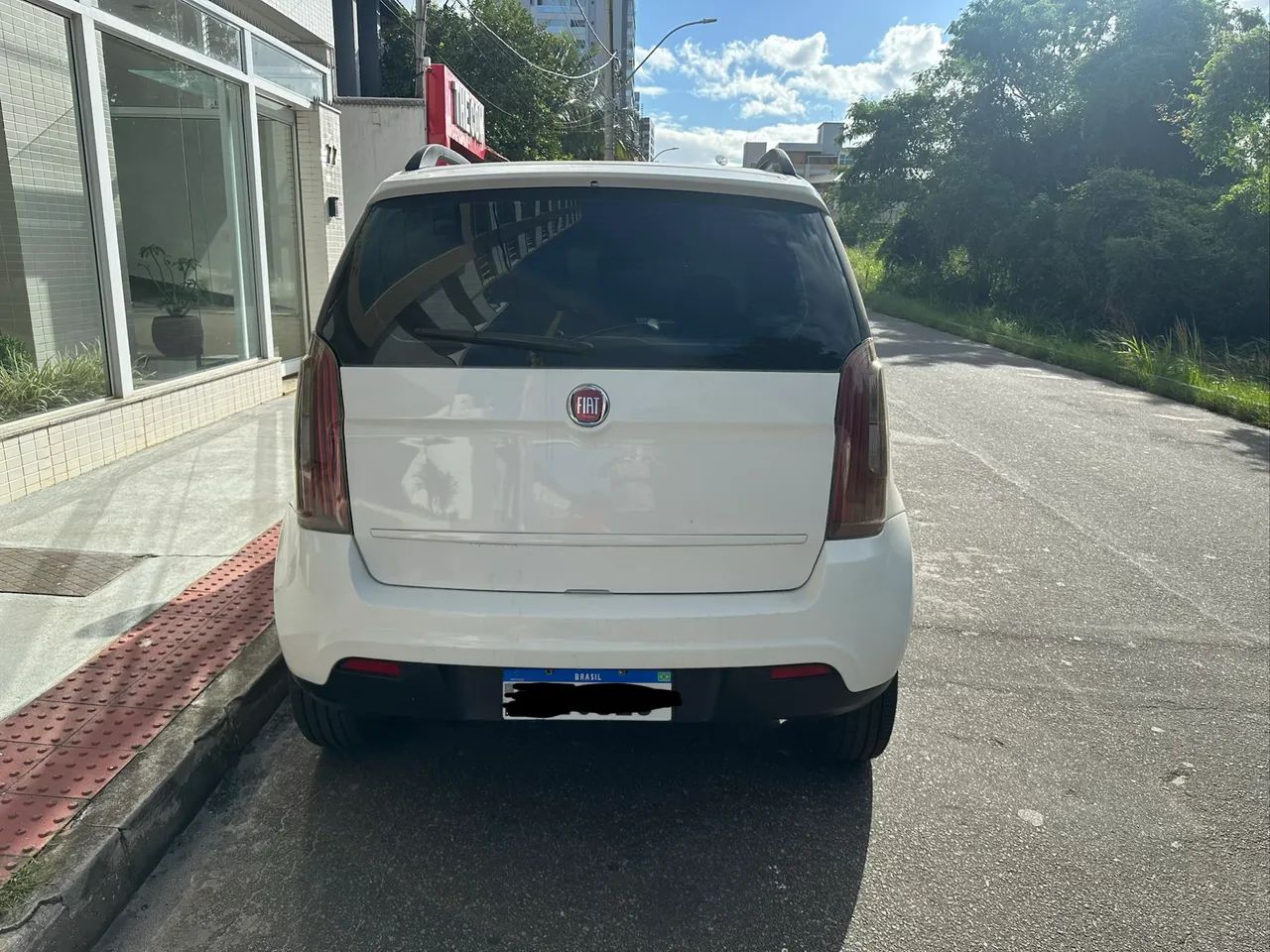 Fiat Idea Attractive 1.4 Fire Flex 8V 5P 2014 - Foto 4
