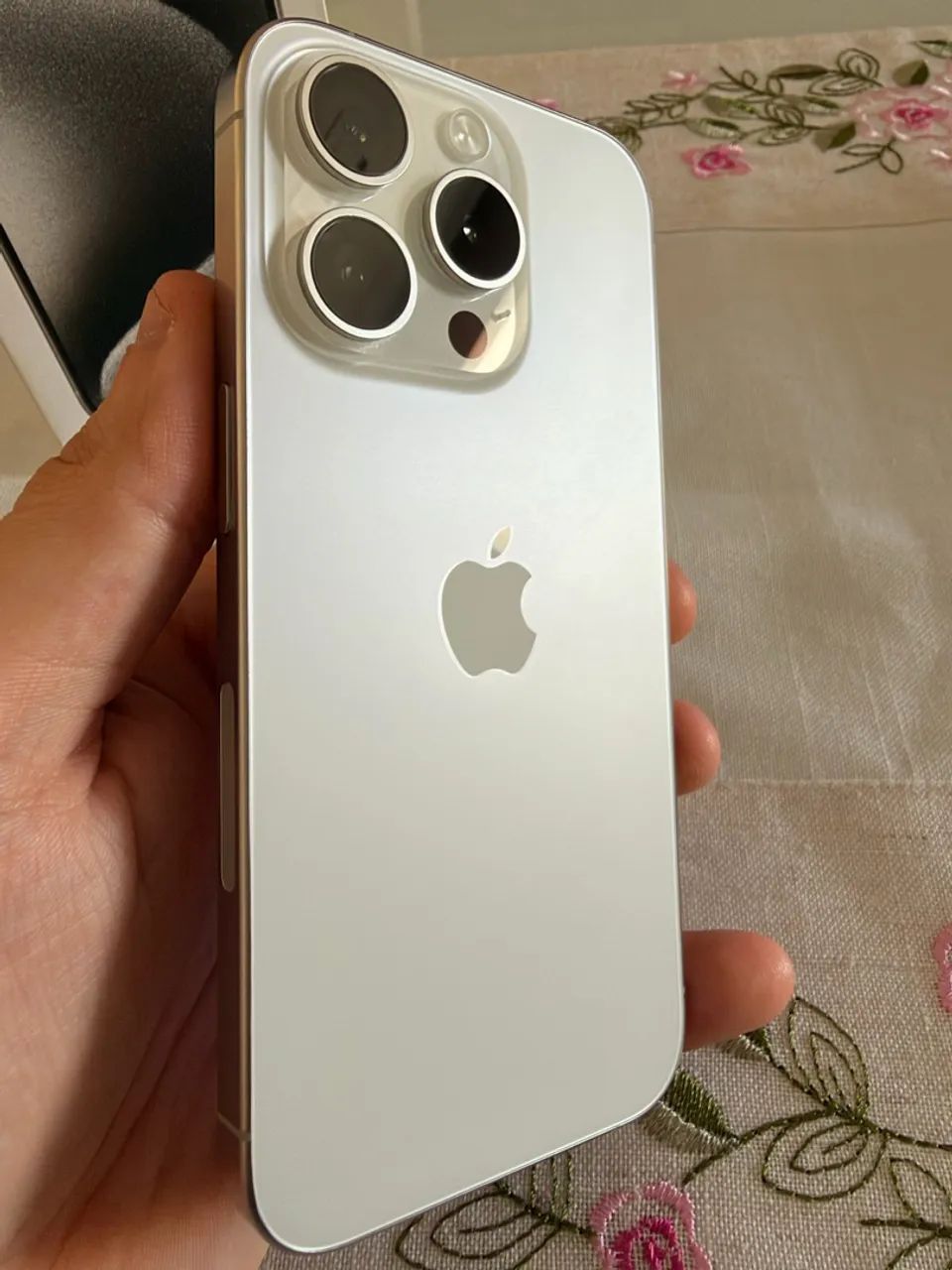 IPHONE 15 PRO 128GB BRANCO - Foto 2