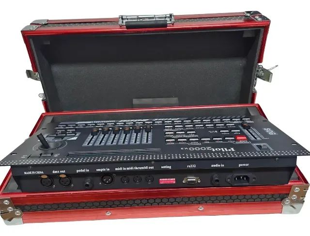 Mesa Dmx Pilot 2000 + Case - Foto 3