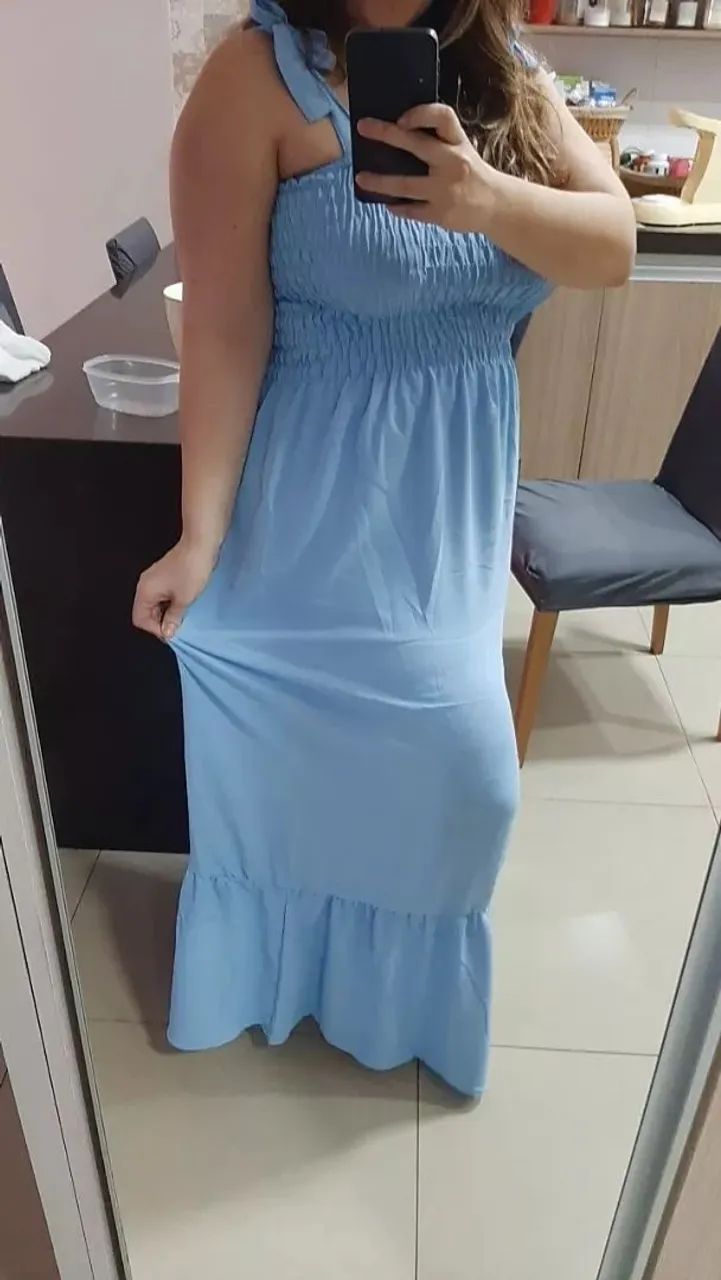 Vestido longo azul bebê
