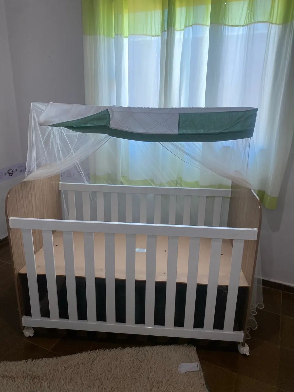 Berço uli americano com colchão novos  - Foto 2