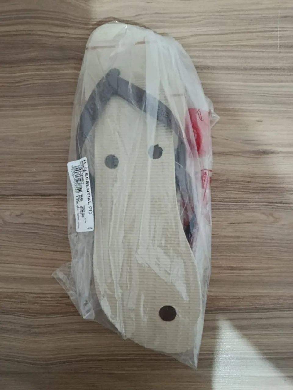Chinelo Havaianas Color Essential Areia 39-40 - Foto 4