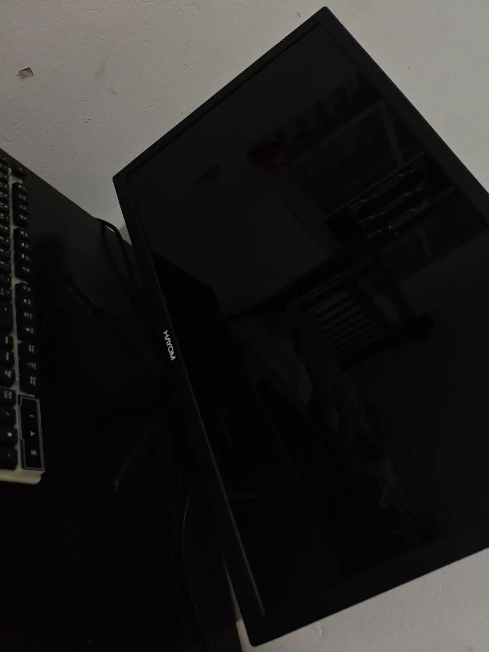 Monitor 27 Pol, Hayom.