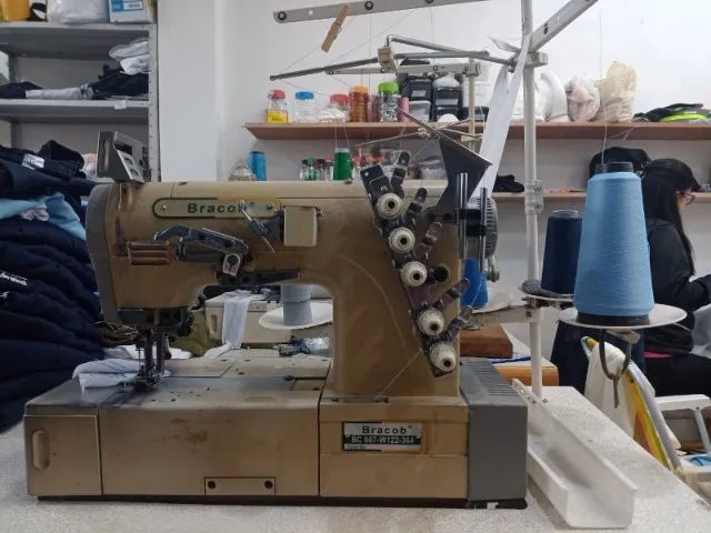 Máquina Galoneira