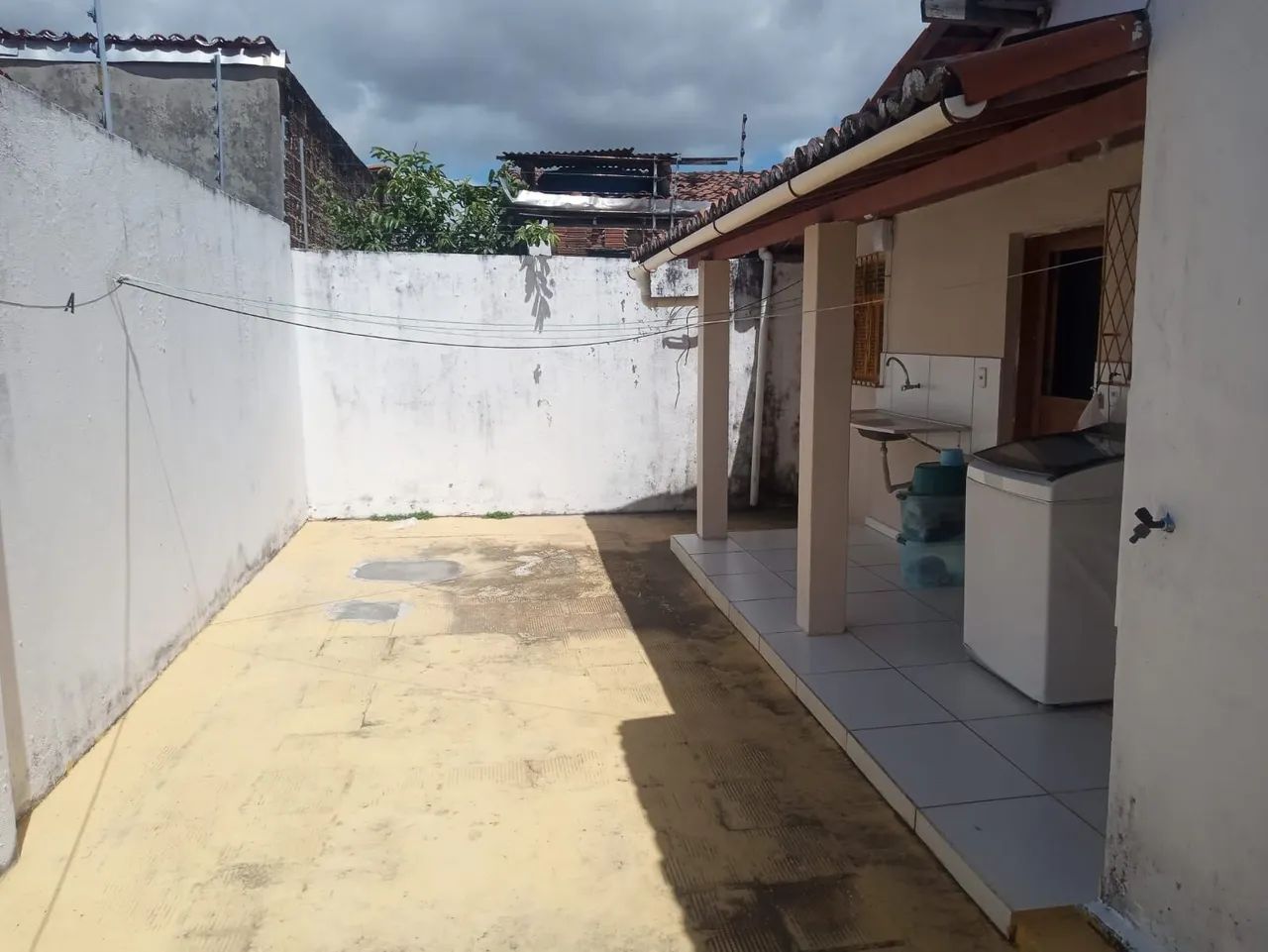 VENDO OU TROCO BELÍSSIMO IMOVEL *76) - Foto 4