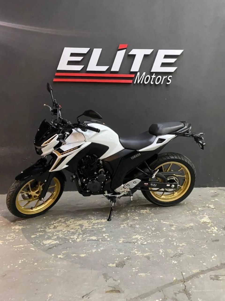 FAZER 250 MUITO NOVA  - Foto 4