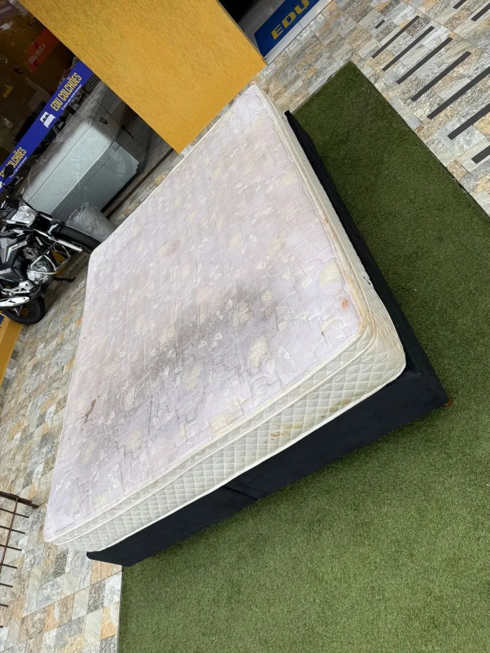 Cama box QUEEN SIZE USADA TOP - ENTREGAMOS 