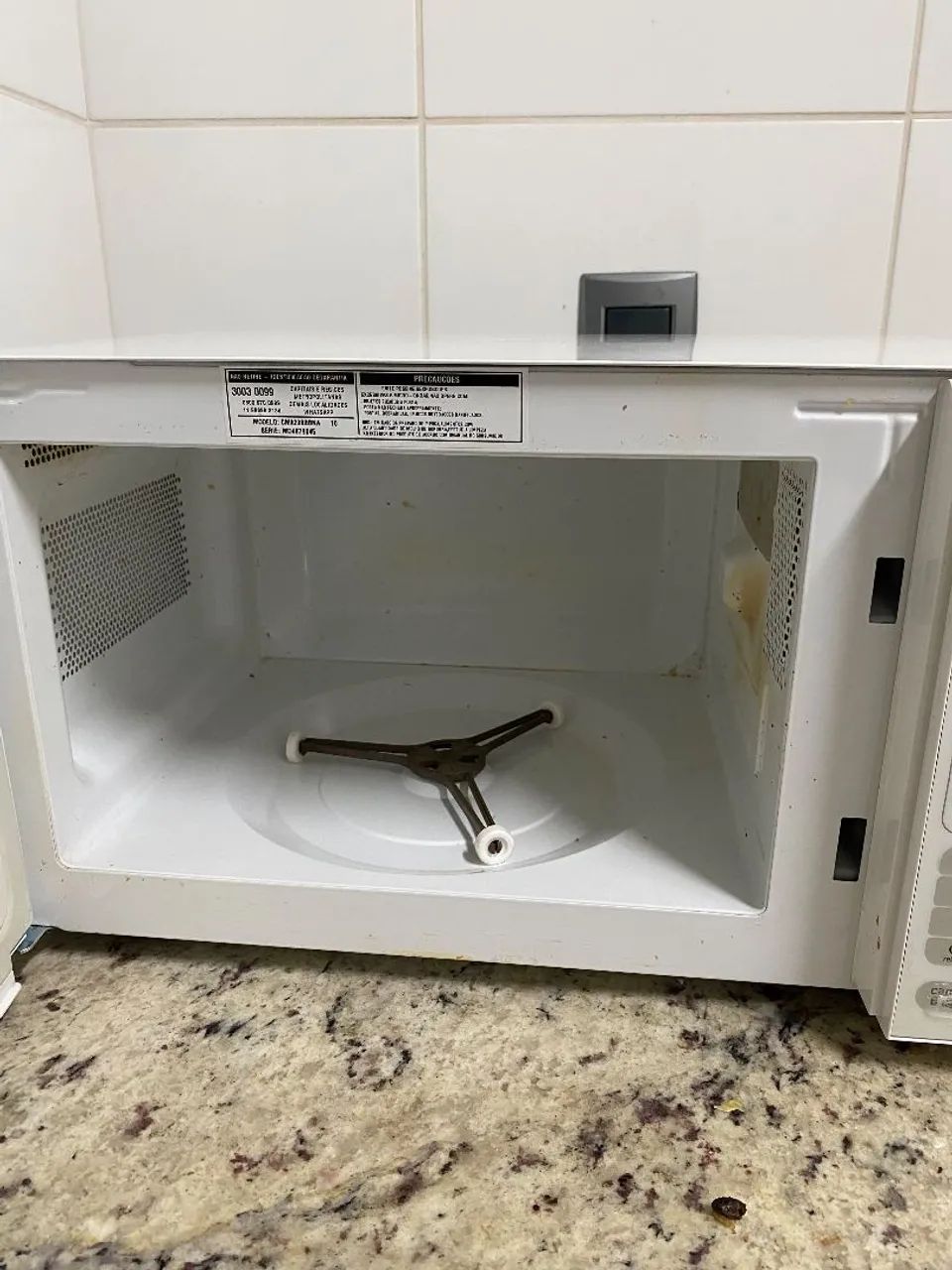 Micro-ondas Consul 20L 220V - Funcionando Perfeitamente - Foto 5