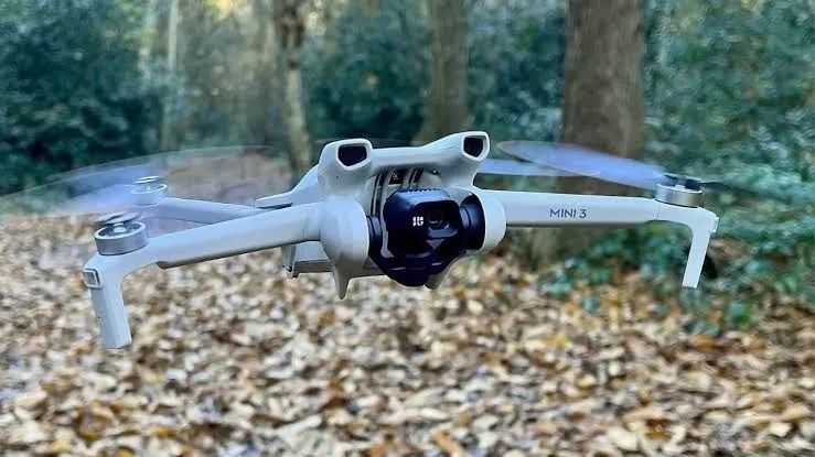 Dji Mini 3 Lacrado. Grava na vertical e horizontal. Grava em 4k.  - Foto 3