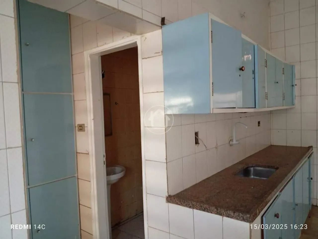 CASA COM TERRENO AMPLO - Foto 5