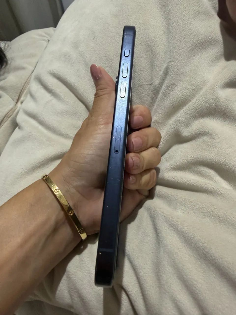 IPHONE 15 PRO MAX MUITO NOVO - Foto 3