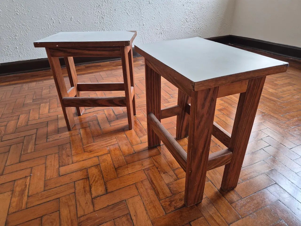 Vendo 2 banquetas