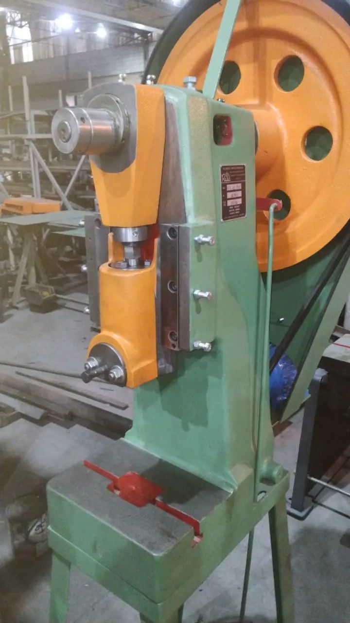 Prensa Excêntrica Real 12 Toneladas - Modelo PER 12 TON - (Reformada) - Foto 4