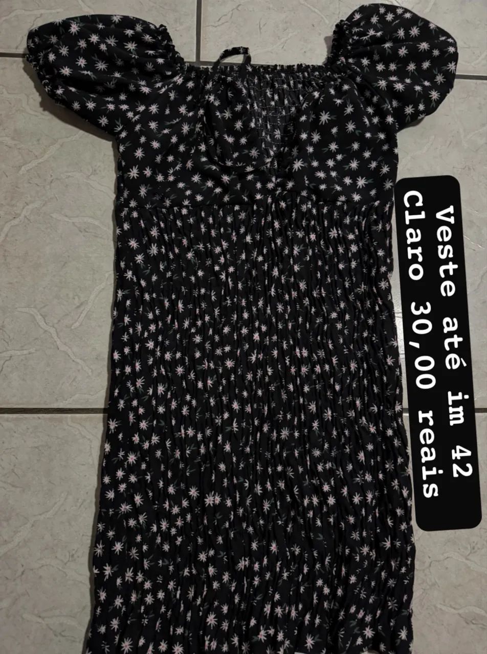 Desapego das quase gêmeas roupa alguns usada só uma vez  - Foto 4