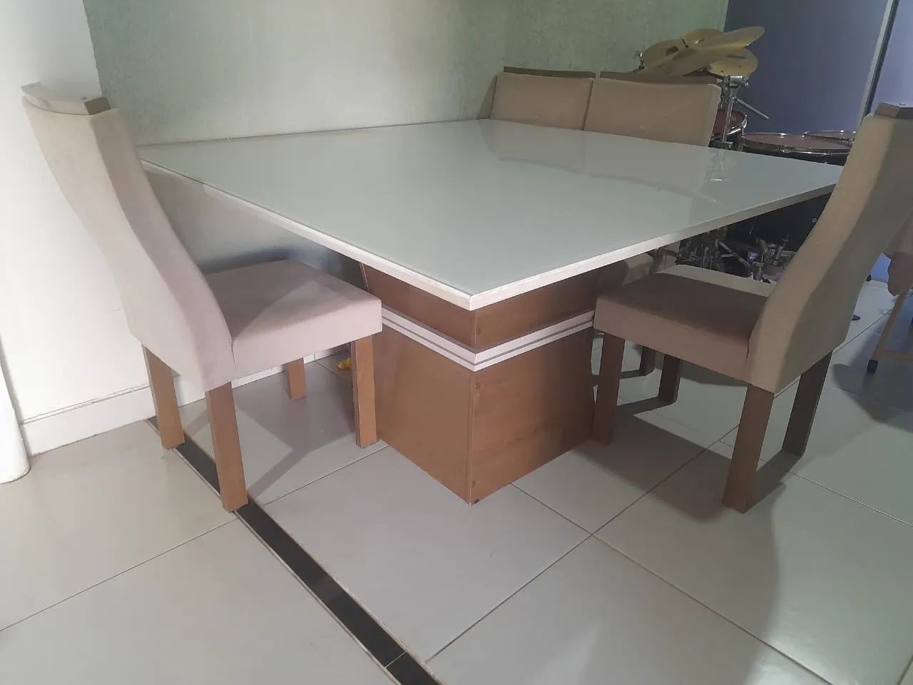 Vendo Mesa de vidro - 6 lugares com possibilidade de 8  - Foto 3