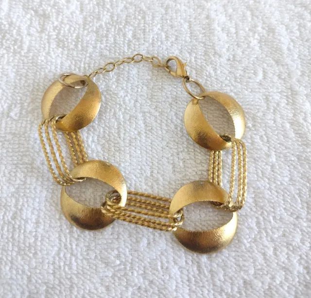Pulseira Dourada com Elos - Bijuteria Fina - Foto 2